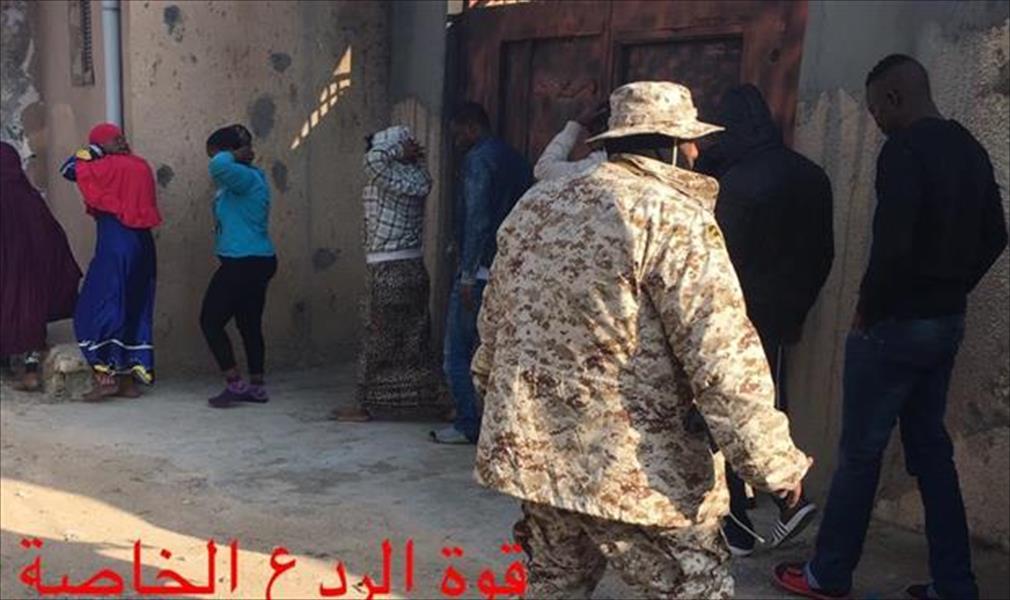 بالصور.. قوة الردع تداهم «أوكار» جديدة في طرابلس