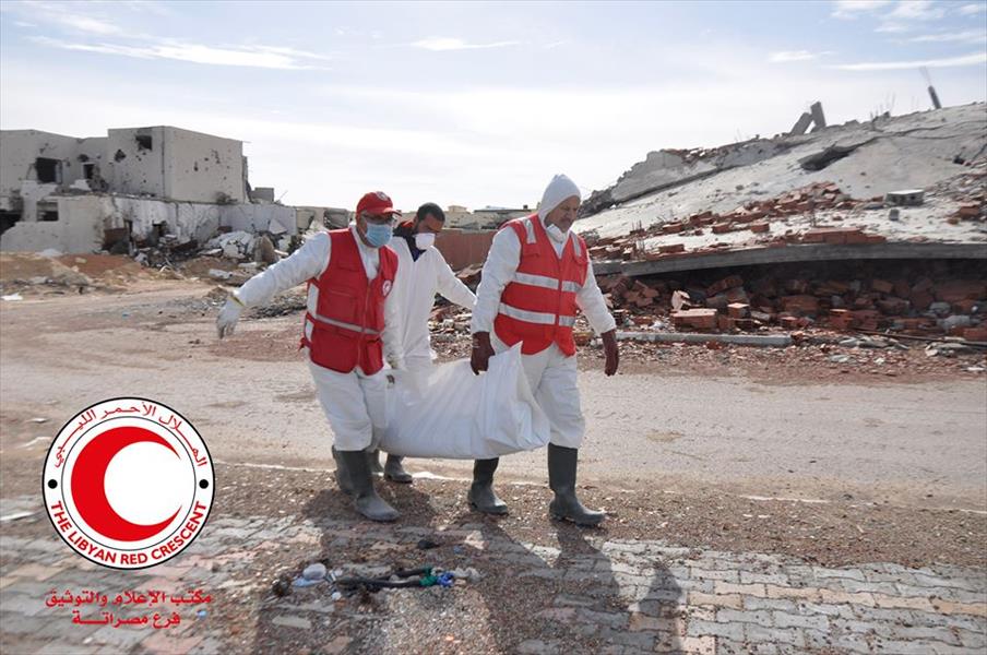 «الهلال الأحمر» بمصراتة ينتشل 740 جثة بسرت