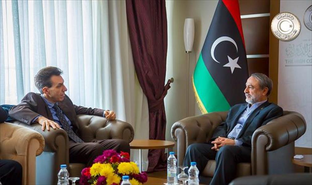 السفير الإيطالي يعلن موعد استئناف منح تأشيرات «شينغن» من طرابلس لليبيين