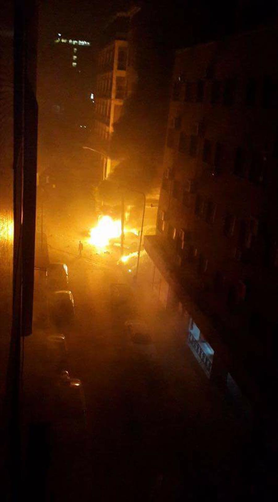 صور أولية لانفجار سيارة وسط طرابلس