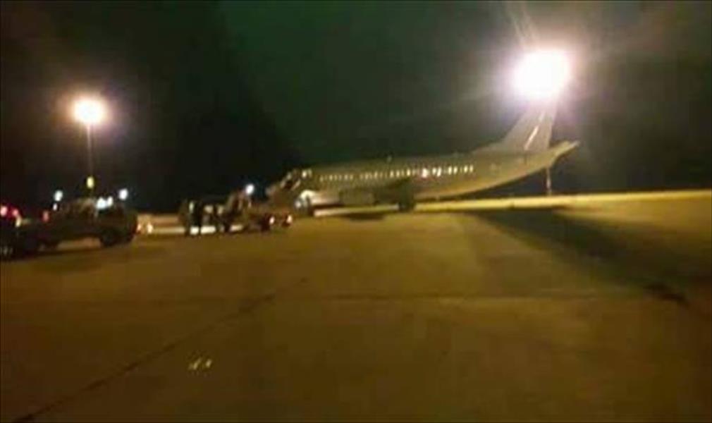 هبوط طائرة مدنية في مطار بنينا قادمة من مالطا على متنها القطراني 
