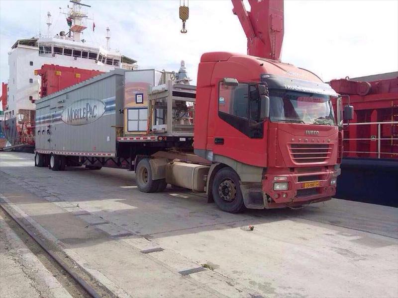 بالصور: وصول وحدتي توليد بقدرة 60 ميغا وات لميناء طرابلس