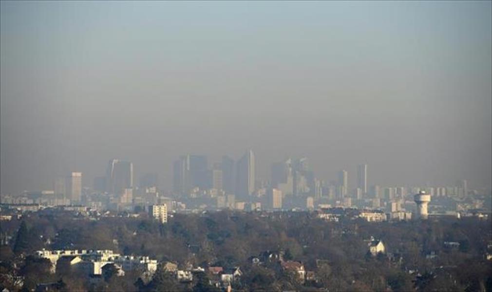 قيود على حركة السير في باريس بسبب التلوث