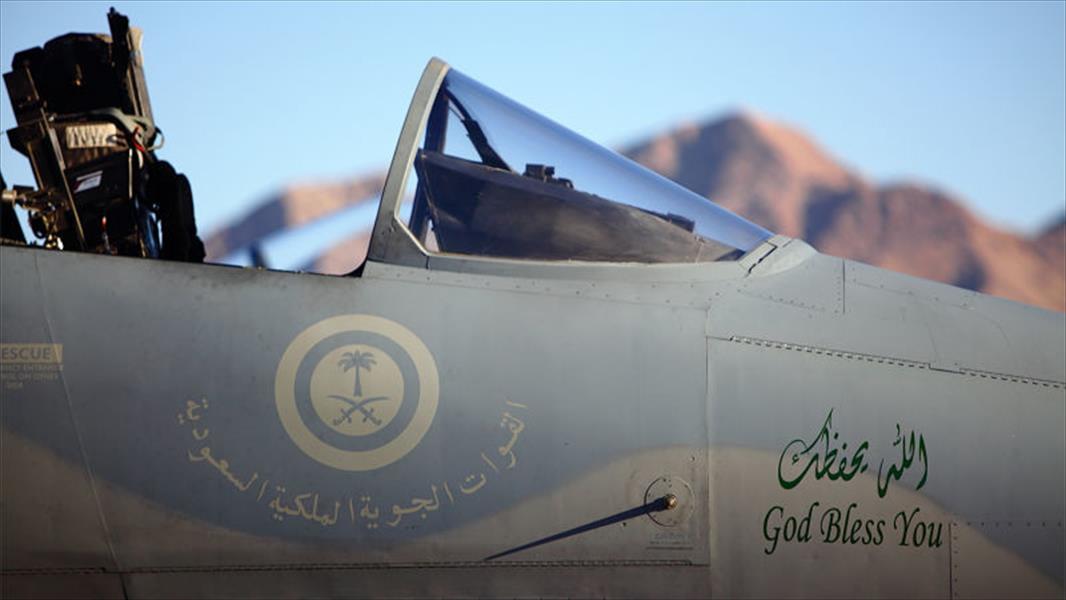 السعودية تعرض الطائرة القتالية الجديدة من طراز «إف 15 إس إيه»