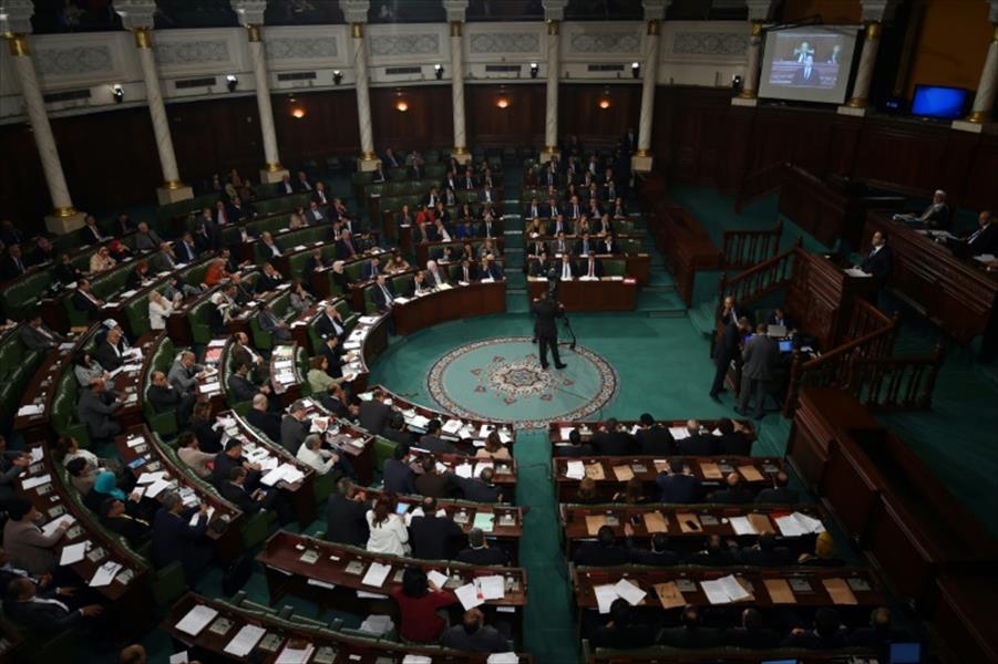 البرلمان التونسي يمنح الجيش والأمن حق الاقتراع في الانتخابات البلدية