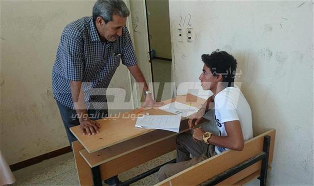 انطلاق امتحانات الفصل الدراسي الأول بمرحلتي التعليم الأساسي والثانوي في طبرق