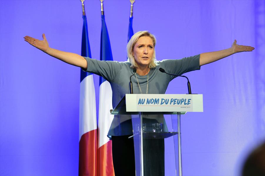 مارين لوبن تقدم نفسها مرشحة «الشعب» الفرنسي في وجه «أحزاب المال»