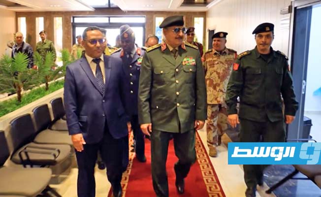 حفتر يفتتح مستشفى «15 أكتوبر» العسكري في بنغازي
