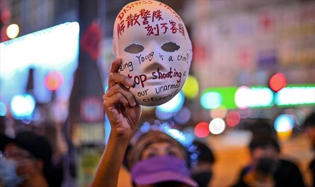 الصين تشدد على امتلاكها حق النظر في دستور هونغ كونغ