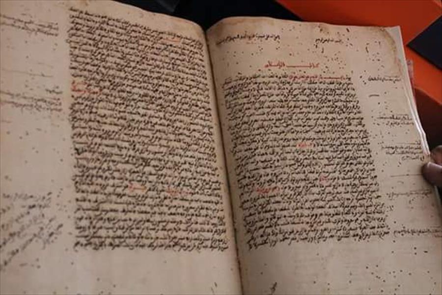 «شهداء الزاوية» تسلم مخطوطات نادرة عُثر عليها في قنفودة