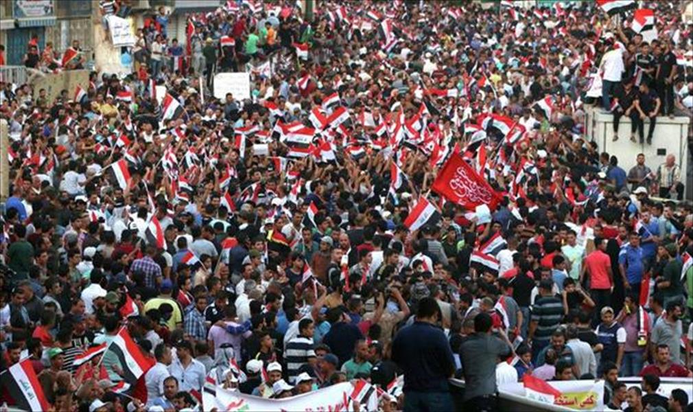 آلاف العراقيين يتظاهرون «ضد الفساد»