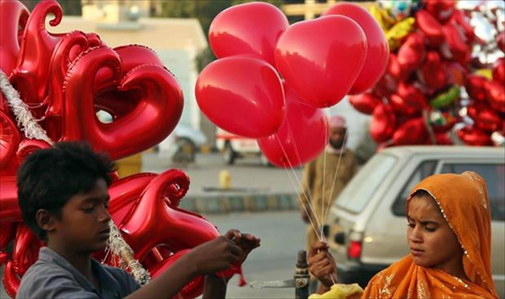 المحكمة العليا في إسلام أباد تحظر الاحتفال بعيد الحب