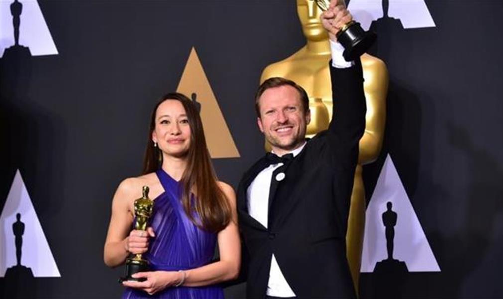 «الخوذ البيضاء» يفوز بأوسكار أفضل فيلم وثائقي قصير