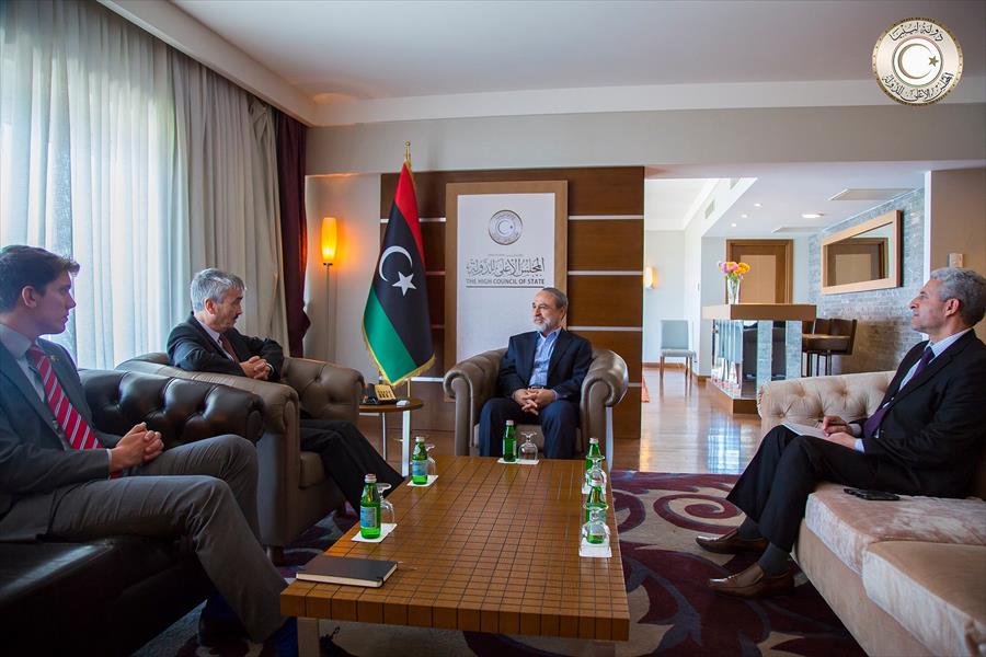 السويحلي يدعو المجتمع الدولي إلى وقف التدخل الأجنبي السلبي في الشأن الليبي