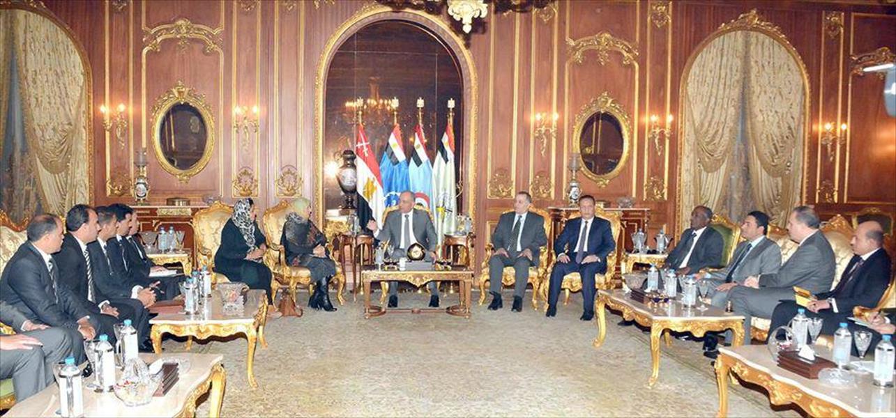 اللجنة المصرية المعنية بليبيا تلتقي وفدًا من أعضاء المؤتمر الوطني العام