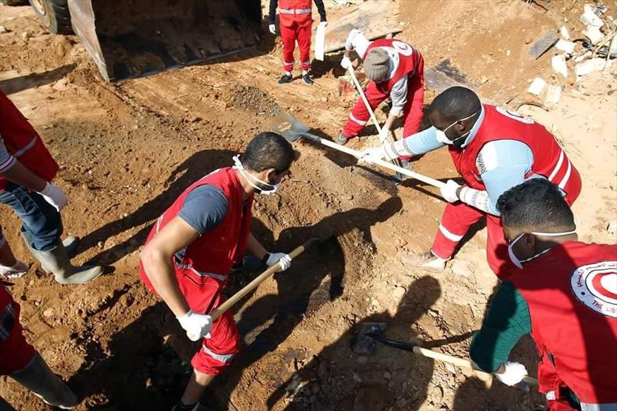 «أسوشيتد برس»:العثور على 36 جثة لعناصر «داعش» وجنود من الجيش الليبي في بنغازي