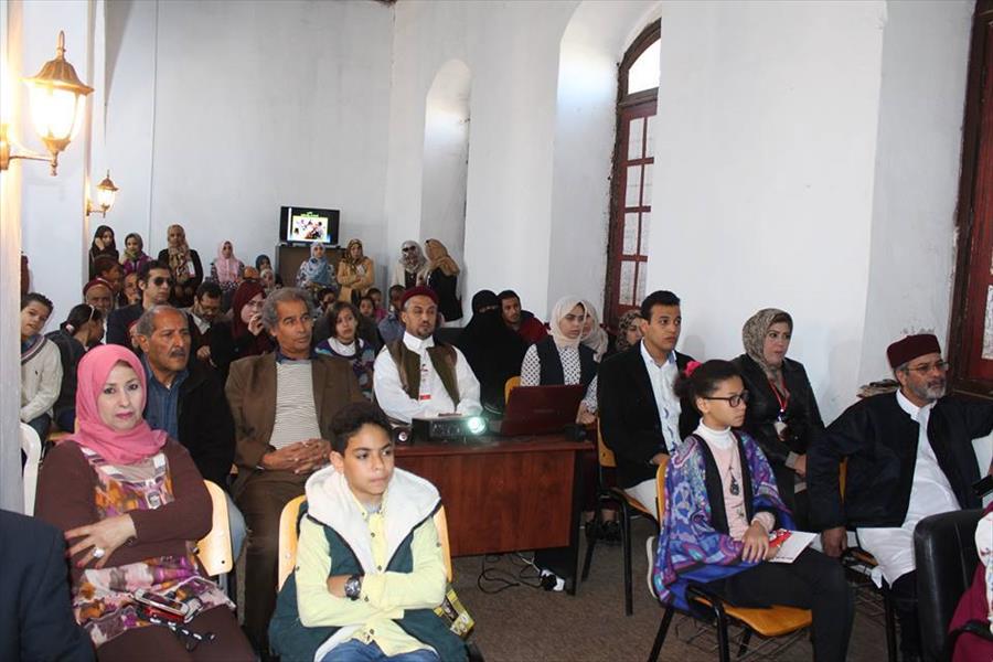 افتتاح المعرض الأول للكتاب بمراقبة آثار بنغازي (صور)