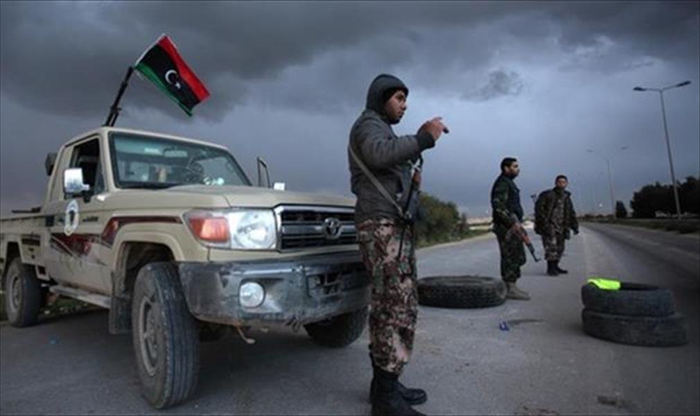 «سرايا الدفاع عن بنغازي» تقيم بوابة أمنية غرب رأس لانوف