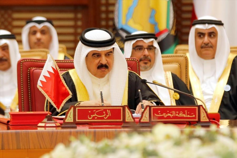 البحرين: الملك ينظر تعديلاً دستوريًا يتيح محاكمة مدنيين عسكريًا