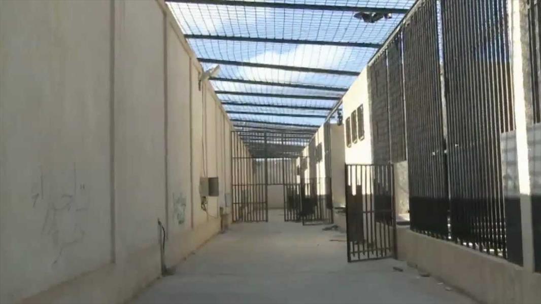 فرار ثمانية سجناء من سجن الخمس بعد هجوم شنه مسلحون