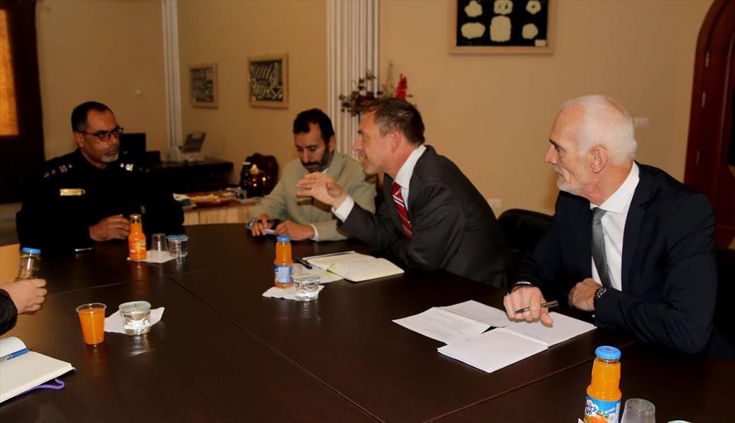 السفير الألماني يتعهد بدعم بلاده لإدارة أمن السواحل الليبية