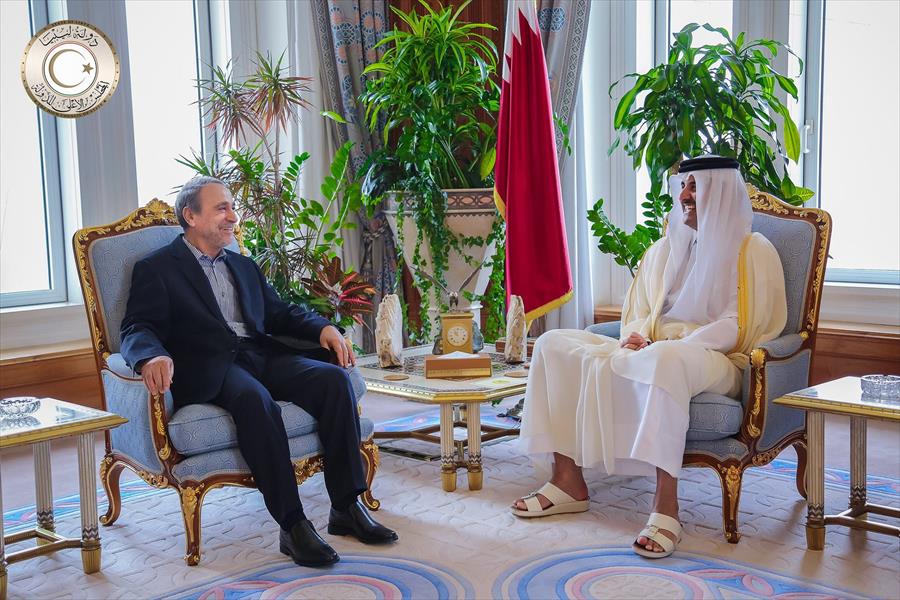 أمير قطر يؤكد دعم بلاده للاتفاق السياسي الليبي والمؤسسات المنبثقة عنه