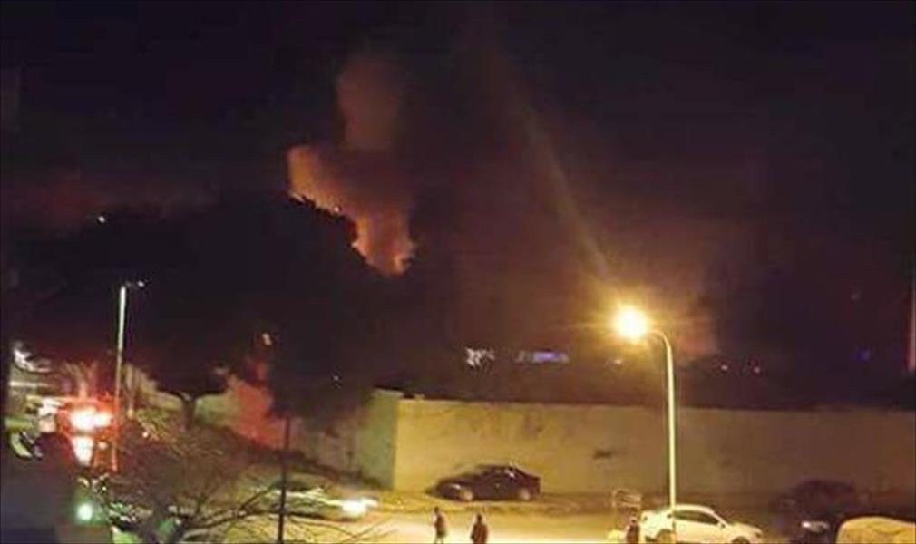 السيطرة على حريق بالقاطع السكني بمستشفى الوحدة في درنة