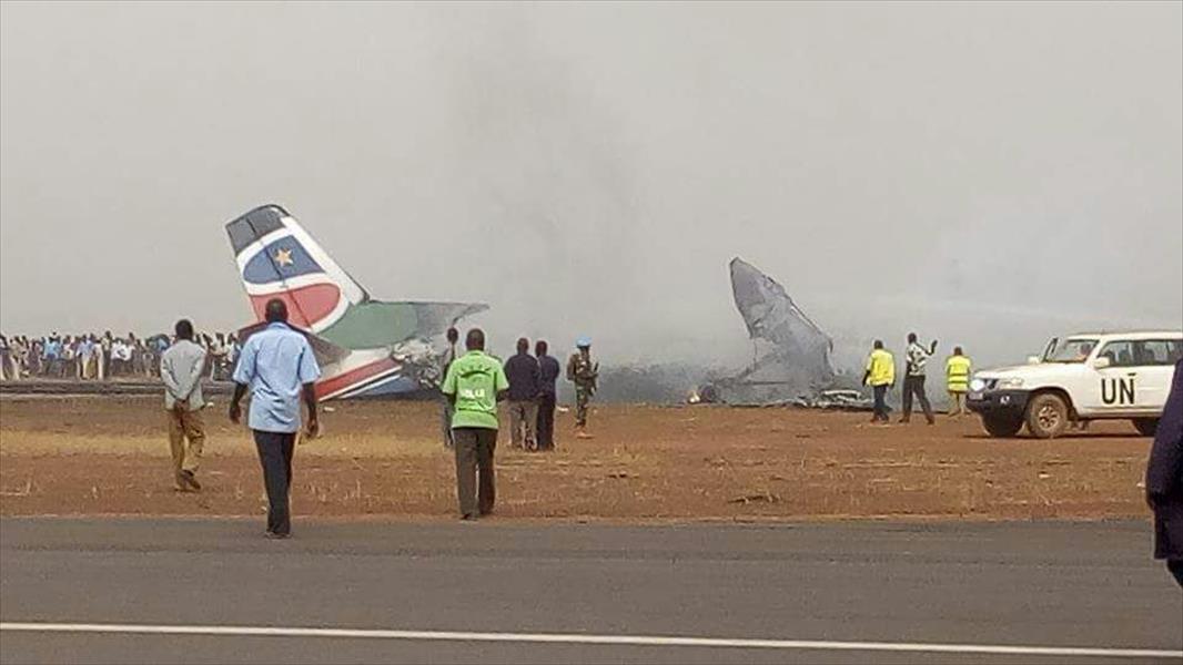 بالصور: تحطم طائرة ركاب في جنوب السودان نتيجة الطقس السيئ