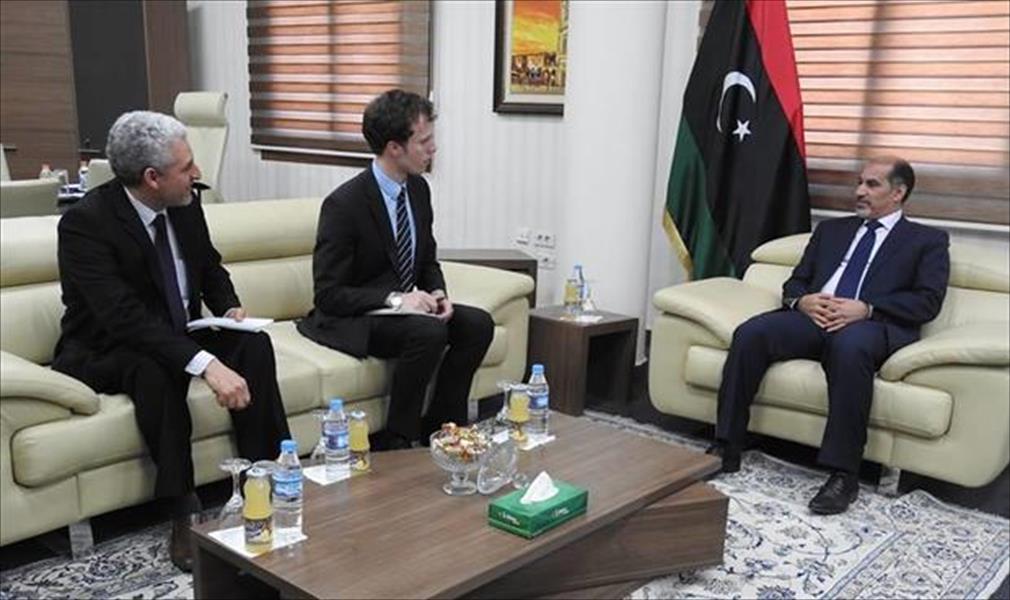 اتفاق على تبادل الخبرات والتعاون بين ليبيا وبريطانيا