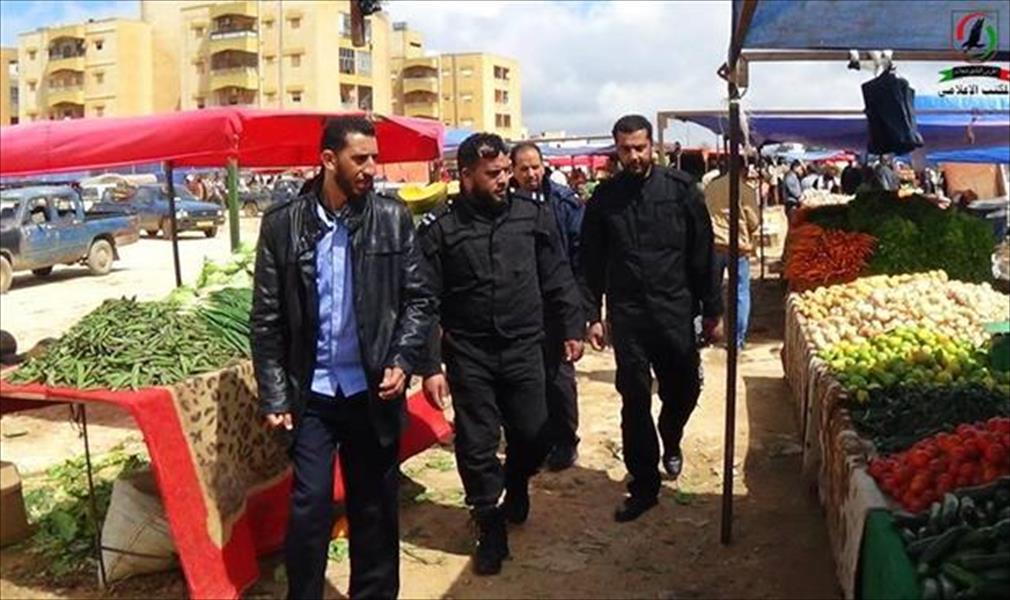 الحرس البلدي يطلق حملة تفتيشية بـ «سوق الجمعة» في شحات