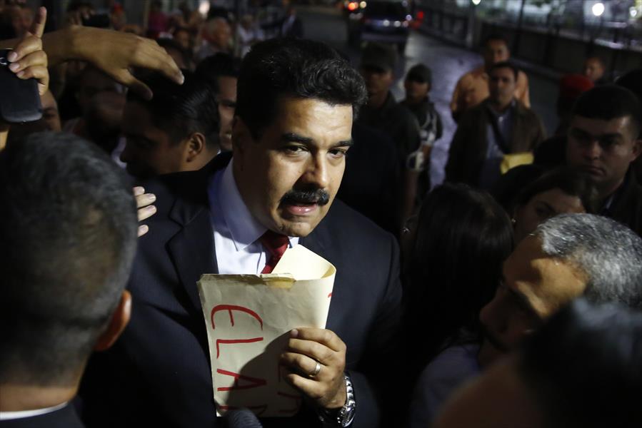 رئيس فنزويلا يتهم واشنطن بمحاولة الانقلاب عليه