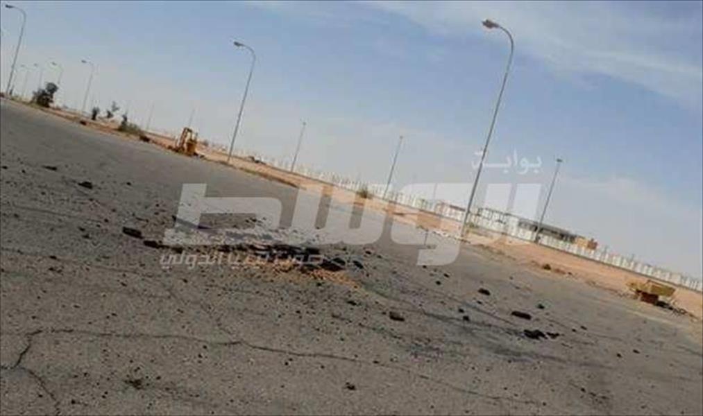 بالصور: أثار القصف داخل قاعدة تمنهنت شمال سبها