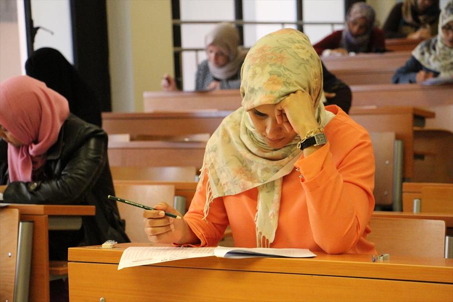 إجراء امتحان الزمالة العربية النساء والتوليد بمركز بنغازي الطبي