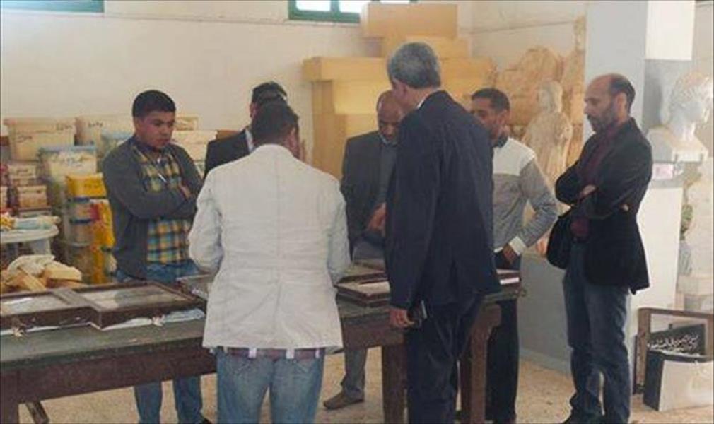 مصلحة الآثار الليبية تشرع في ترميم معروضات متحف القيقب