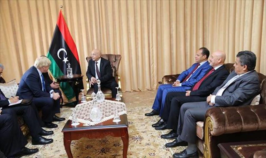 عقيلة صالح يلتقي وزير الخارجية البريطاني في طبرق