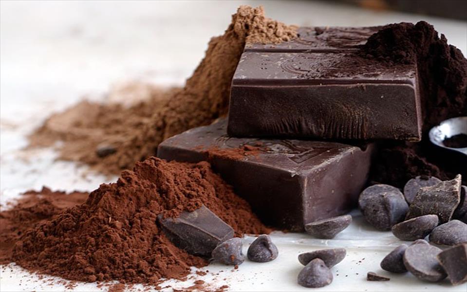 الشوكولاتة الداكنة تقاوم الشيخوخة