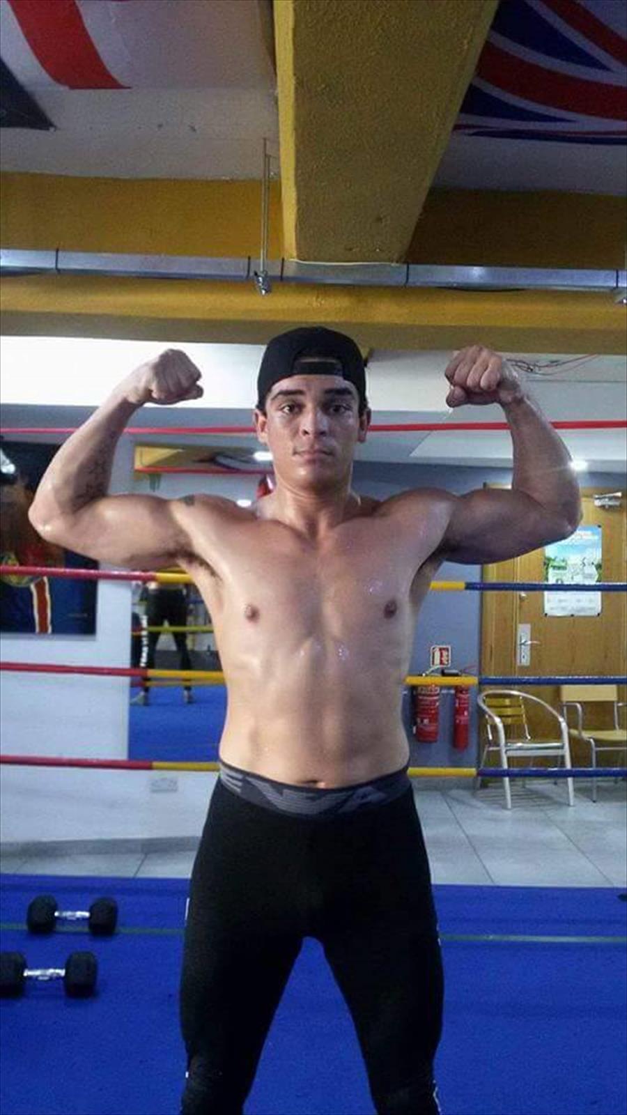 بالصور: اكتشاف ملاكم ليبي جديد متخصص في الضربات القاضية بأوروبا 