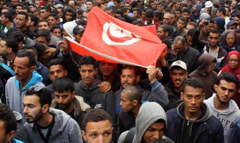 الاحتجاجات تحاصر اقتصاد تونس