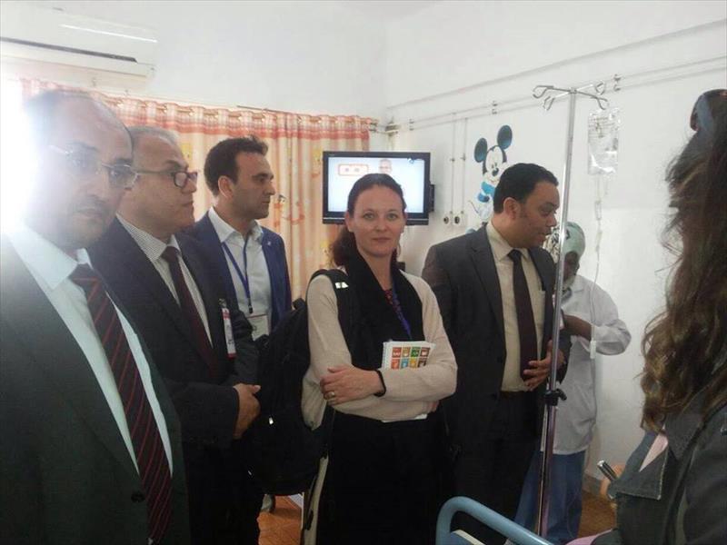 وفد الأمم المتحدة يزور مستشفى أطفال بنغازي