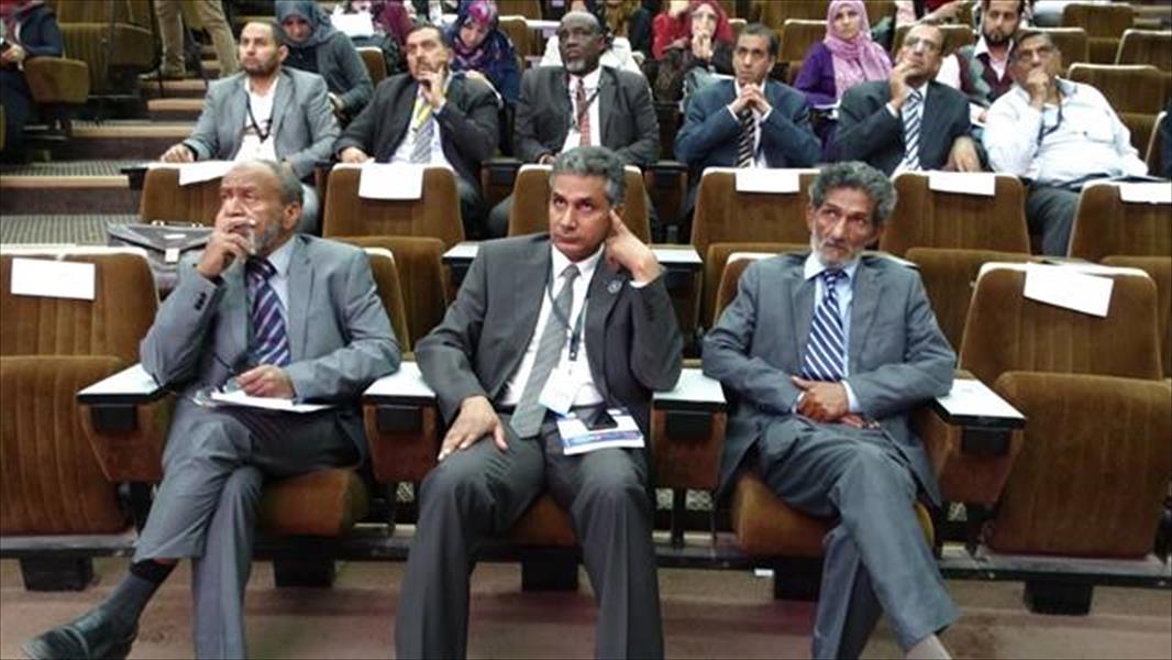 اختتام المؤتمر الليبي الثاني في الكيمياء وتطبيقاتها بجامعة بنغازي