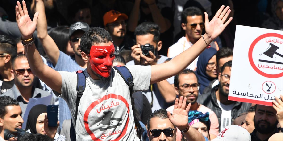 تظاهرات في تونس ضد «تبييض فساد رجال بن علي»