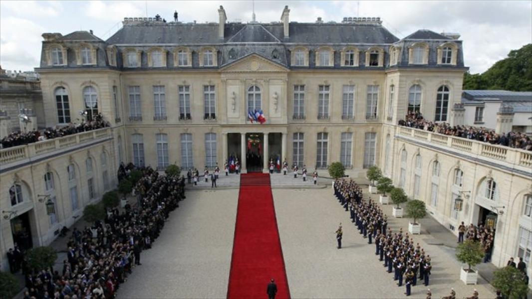 ماكرون ثامن رئيس لفرنسا يتسلم مفاتيح «الإليزيه» اليوم