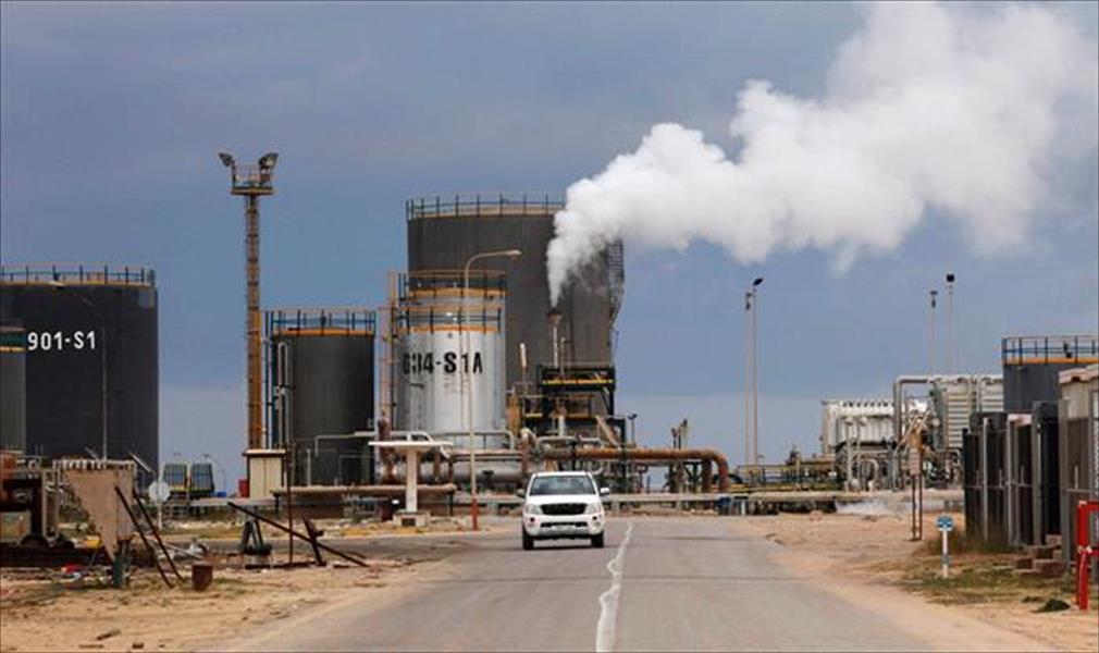 «ذا غارديان»: صنع الله يتهم «فنترشال» باقتطاع 900 مليون دولار من النفط الليبي