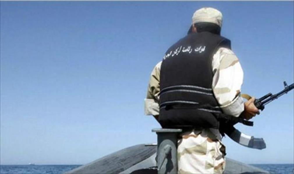 البحرية الليبية تنقذ 102 مهاجر قبالة صبراتة