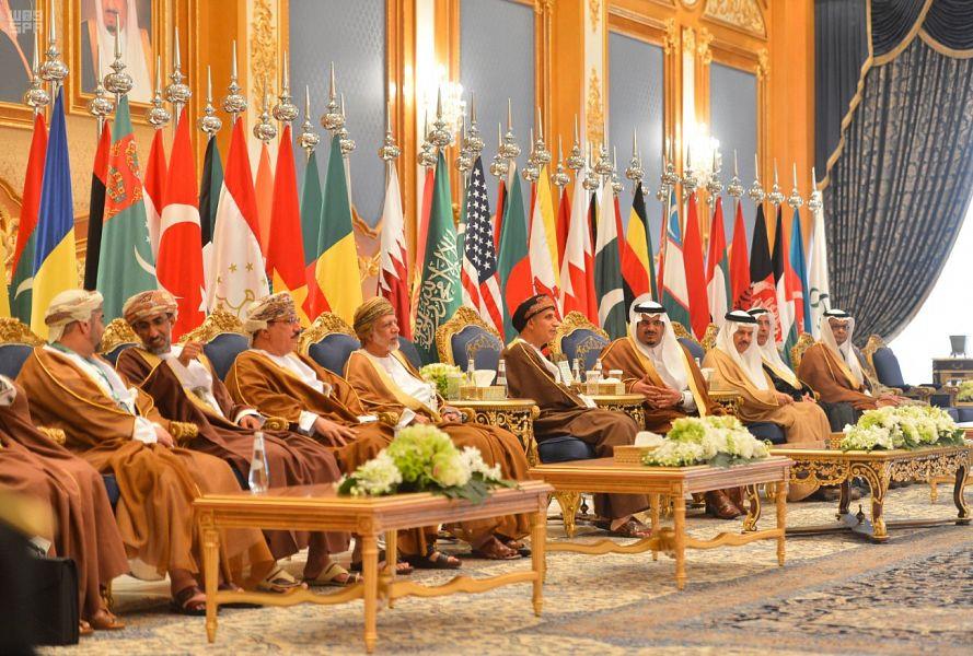 السيسي يصل الرياض للمشاركة في القمة الإسلامية الأميركية