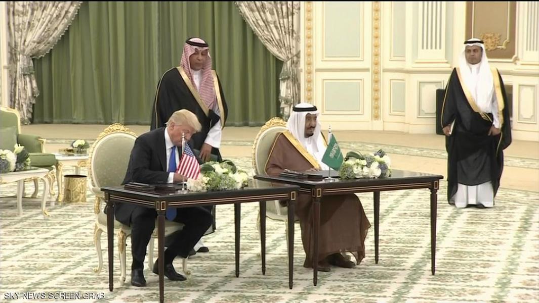 السعودية وأميركا توقعان اتفاقيات عسكرية بعشرات المليارات