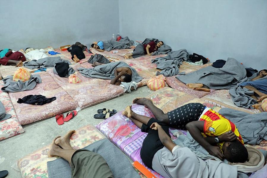 مفوضية اللاجئين تطالب بتحسين أوضاع مراكز الاحتجاز «المروعة» بليبيا