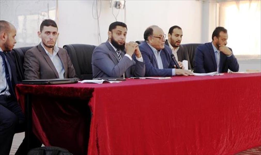 حلقة نقاش حول مسودة الدستور في كلية الحقوق بجامعة بنغازي