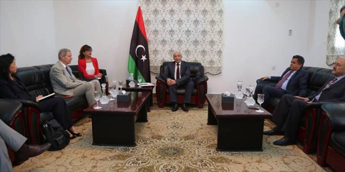 عقيلة صالح يلتقي اللجنة الأممية المكلفة متابعة وتقييم بعثة الدعم في ليبيا