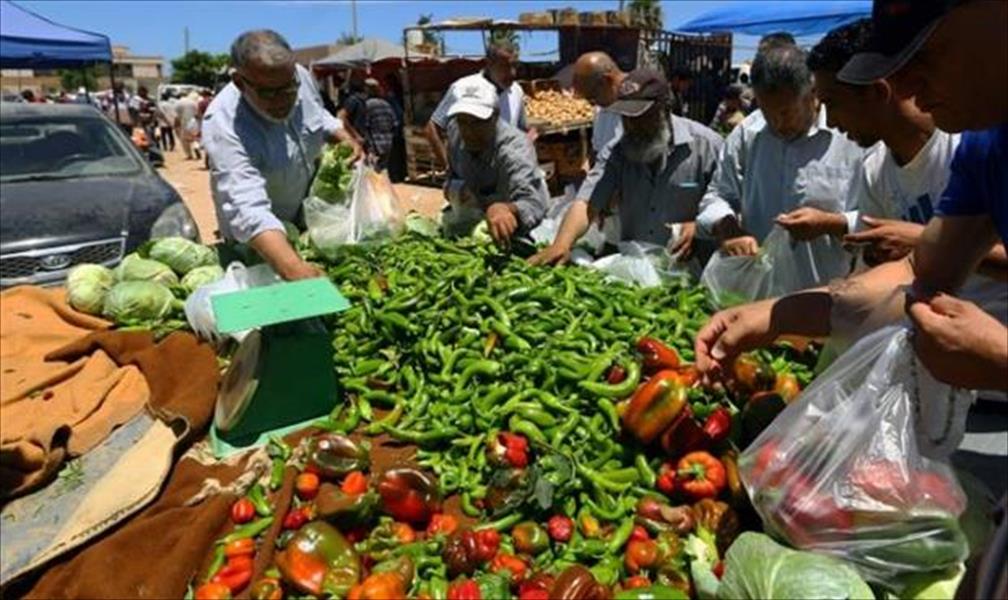 رمضان في ليبيا: نقص السيولة يرهق المواطنين.. والتقشف هو الحل!